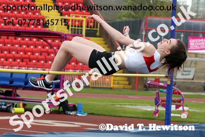 Girls hight jump, Gateshead Open Medal Meeting. Photo: David T. Hewitson/Sports for All Pics